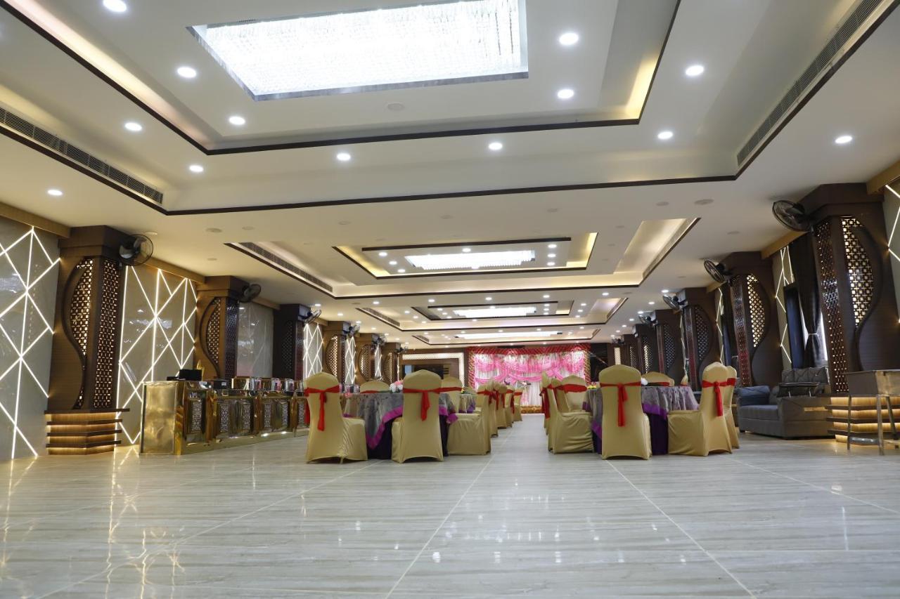 The Bodhi Palace Resort Bodh Gaya Exterior foto