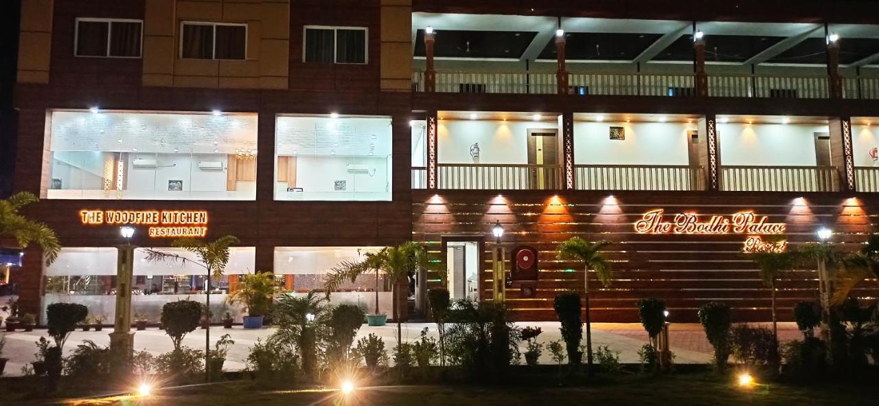 The Bodhi Palace Resort Bodh Gaya Exterior foto
