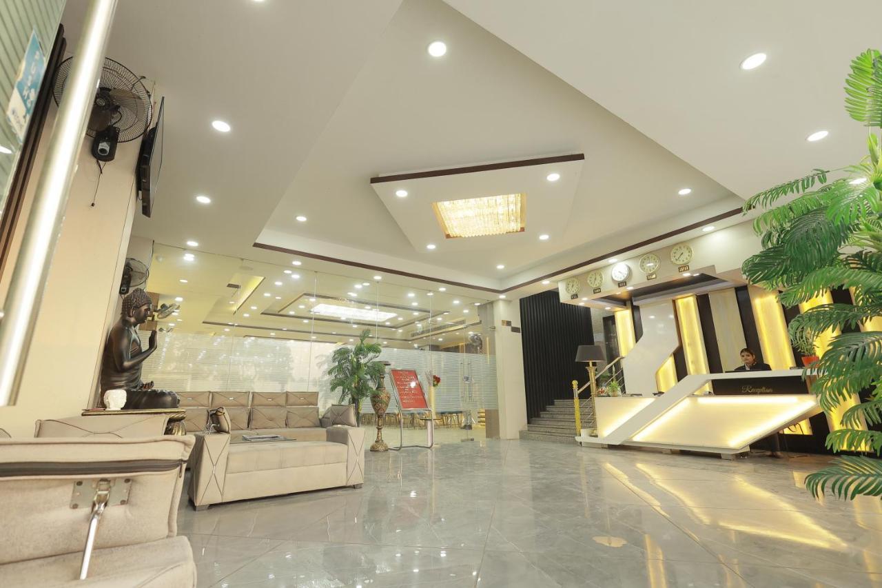 The Bodhi Palace Resort Bodh Gaya Exterior foto