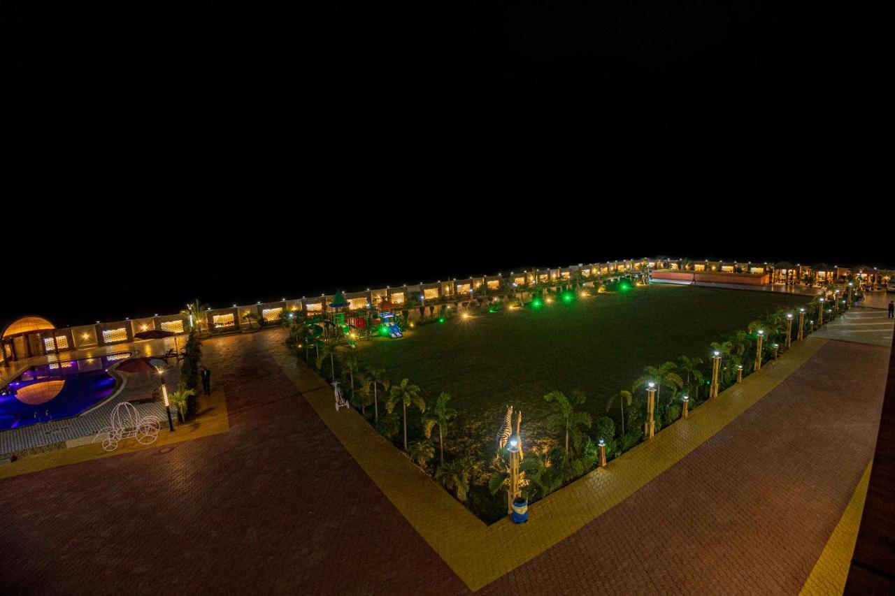 The Bodhi Palace Resort Bodh Gaya Exterior foto